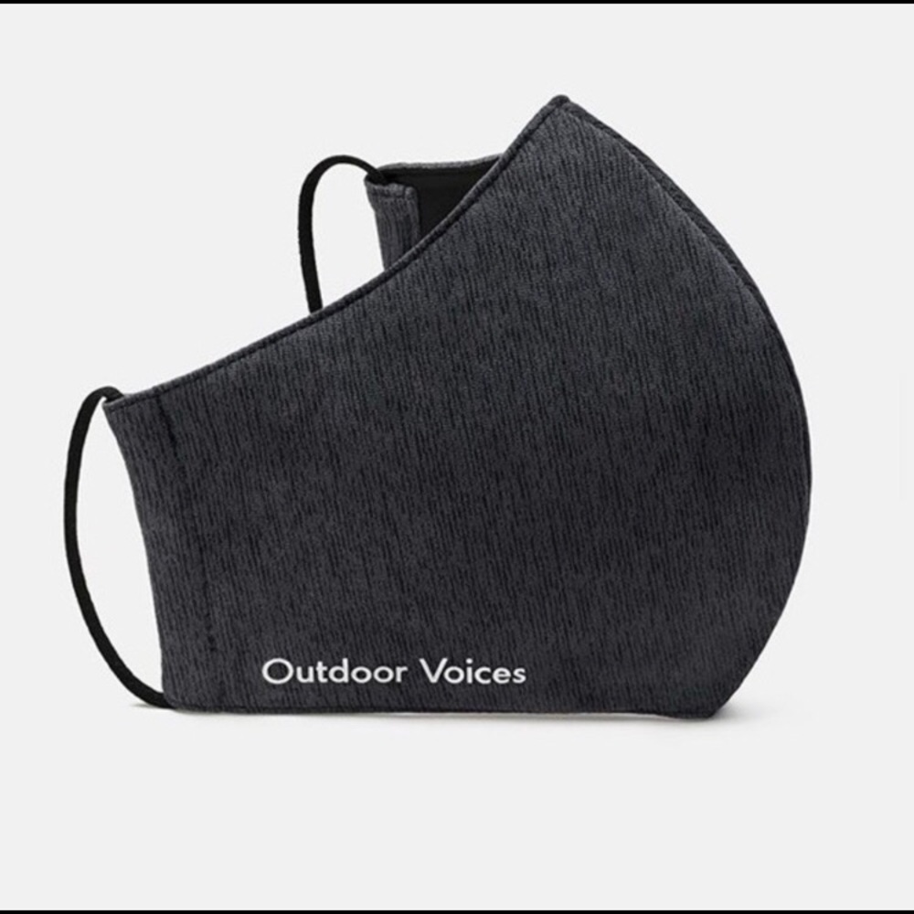 Outdoor Voices black Mask